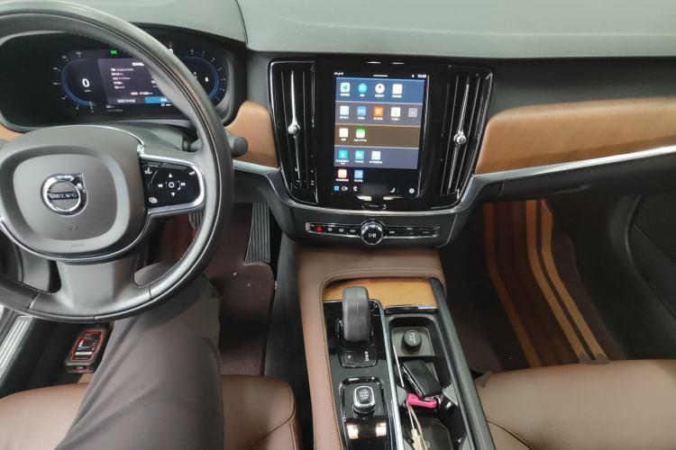 Used Volvo S90 2022 B5 Zhiyi Luxury Edition