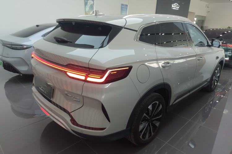 Used BYD Song PLUS New Energy 2025 EV Intelligent Driving Version 520km Premium Model
