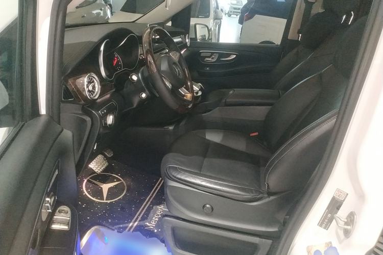 Used Mercedes-Benz V-Class 2017 V 260 L Prestige Extended Edition