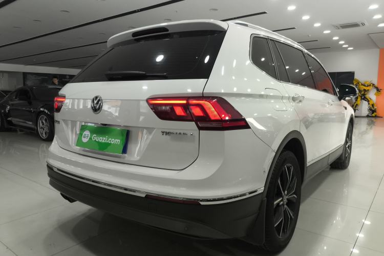 Used Volkswagen Tiguan L 2019 Revised 330TSI Automatic Two-Wheel Drive Smart & Luxury Edition China VI Standard