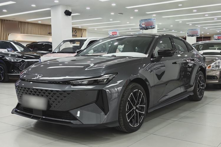 Used Changan UNI-V iDD 2024 Blue Whale Smart Electric iDD 136km Luxury Model