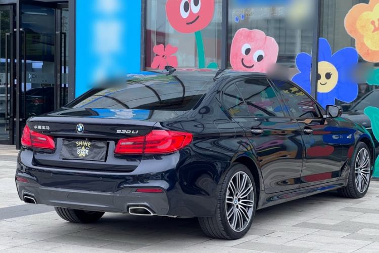 Used BMW 5 Series 2018 Restyled 530Li Leading Edition M Sport Package
