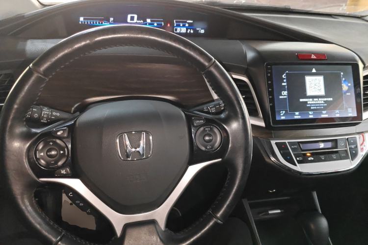 Used Honda Jade 2017 1.8L automatic Comfort version 5 seats