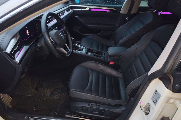 Used Volkswagen FAW-Volkswagen CC 2023 380TSI Striking Edition
