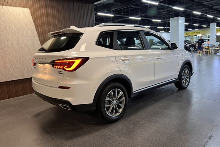 Used Roewe RX5 2023 PLUS 330TGI Automatic Trendsetting Smart Edition
