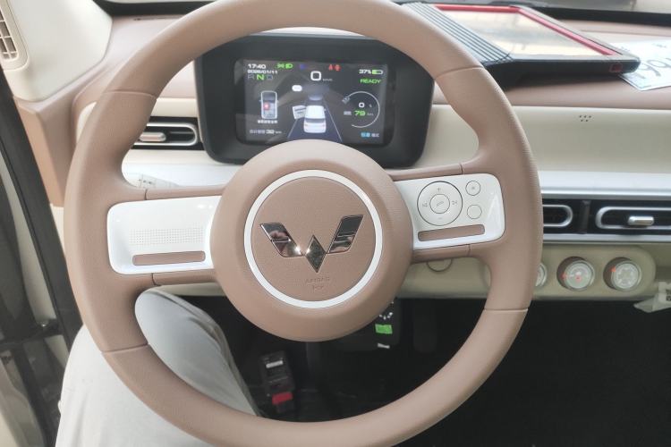 Used Wuling Hongguang MINIEV 2024 3rd Generation 215km Youth Edition