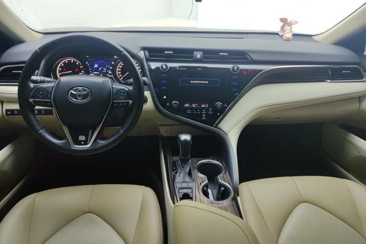 Used Toyota Camry 2019 2.5G Luxury Edition China VI Standard