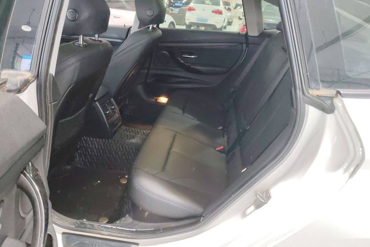 Used BMW 3 Series GT 2018 320i Sport Edition
