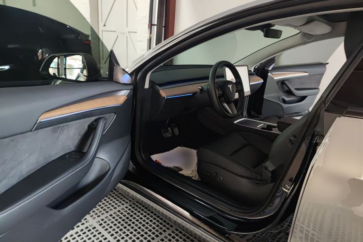 Used Tesla Model 3 2022 Rear-Wheel-Drive Version