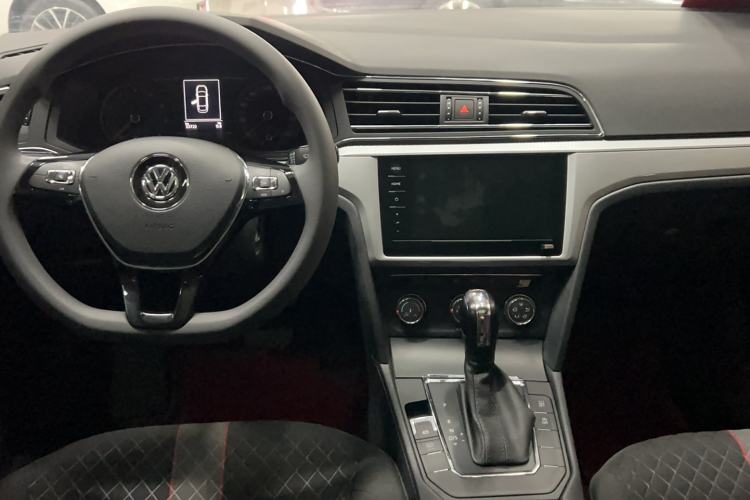 Used Volkswagen Lamando 2021 230TSI DSG Fashion Edition
