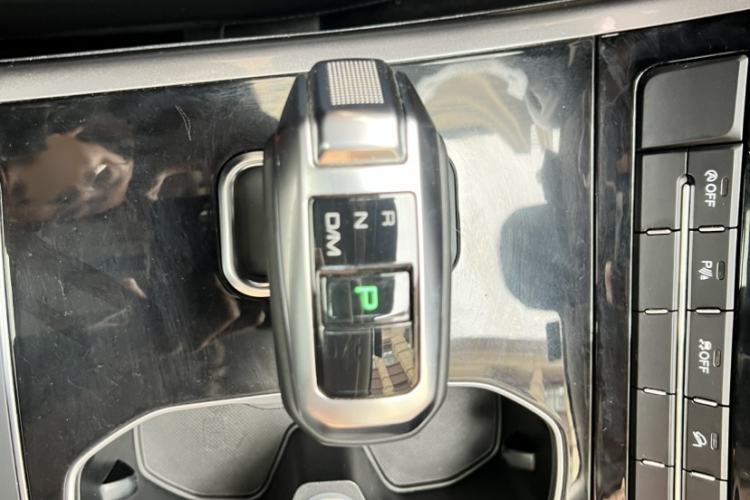 Used Haval H8 2017 2.0T Gasoline 4x4 Enjoyment Model
