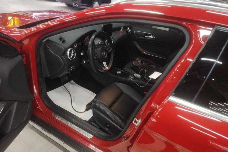 Used Mercedes-Benz GLA 2016 GLA 220 4MATIC Fashion Edition
