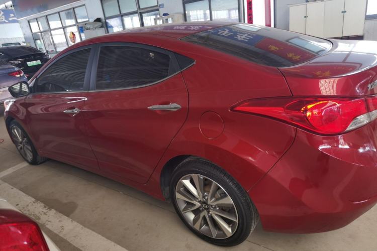 Used Hyundai Elantra 2015 1.6L Automatic Leading Model
