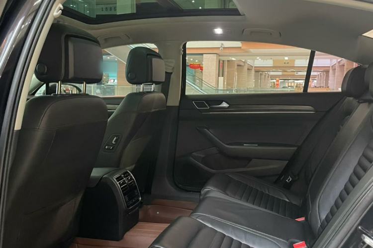 Used Volkswagen Magotan 2019 330TSI DSG Luxury Version China VI Standard
