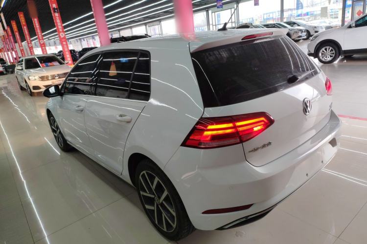 Used Volkswagen Golf 2020 Zhiai Edition 200TSI DSG Comfortable & Ambitious Version
