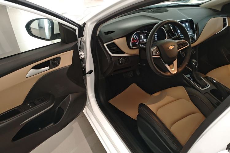 Used Chevrolet Monza 2021 320 Automatic Enjoyment Sunroof Edition