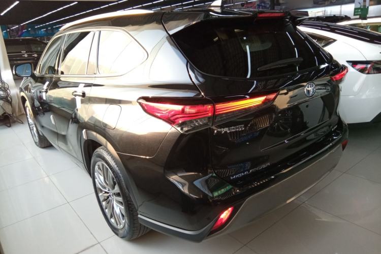 Used Toyota Highlander 2022 Dual-Engine 2.5L Four-Wheel Drive Prestige Version 7 Seats