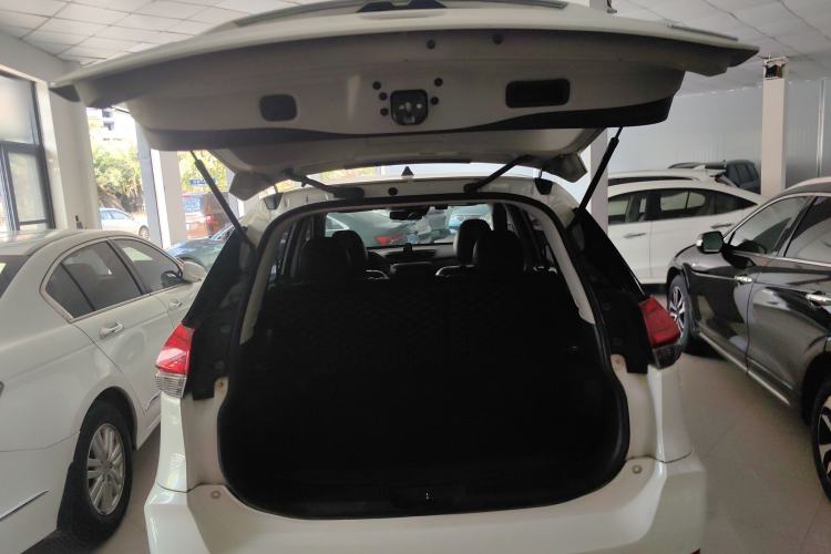 Used Nissan X-Trail 2019 2.0L CVT Smart Connect Comfort Edition 2WD
