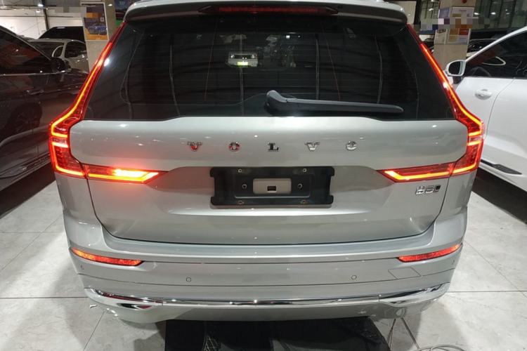 Used Volvo XC60 2022 B5 4x4 Smart Luxury Edition
