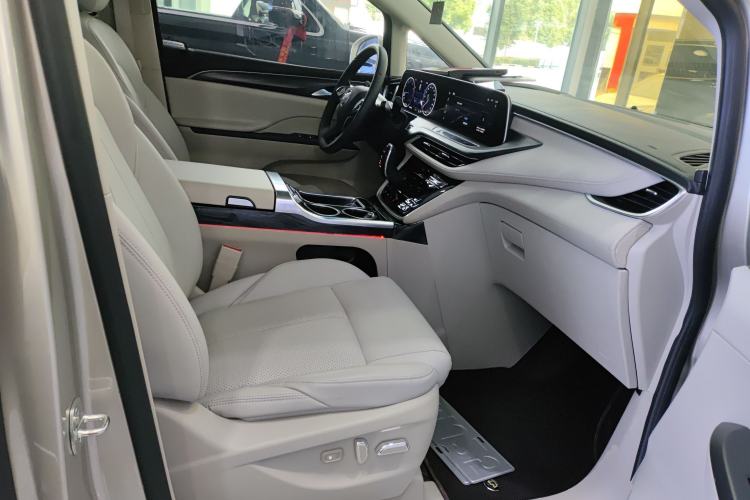 Used Buick GL8 2023 ES Lu Zun Comfort Model
