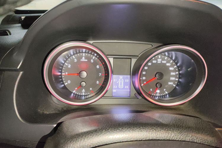 Used Haval H6 2015 Revised Version Sport Edition 1.5T Manual Transmission Two-Wheel Drive Elite Grade