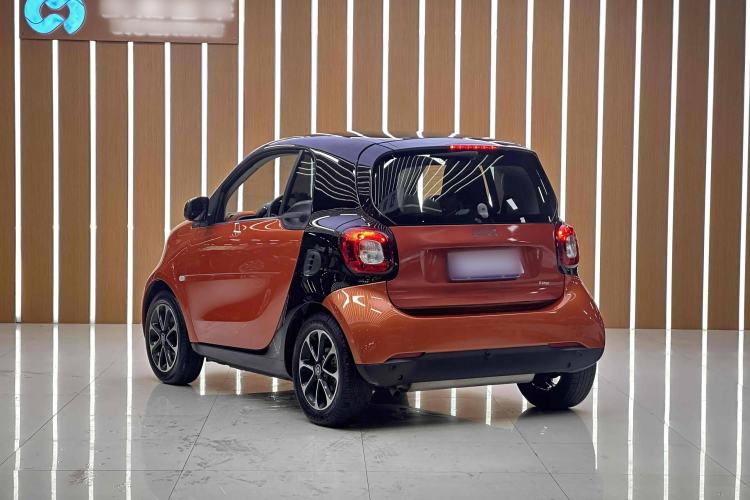 Used  fortwo 2015 1.0L 52 kW Hardtop Passion Edition
