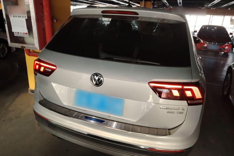Used Volkswagen Tiguan L 2019 Updated Version 330TSI Automatic Two-Wheel Drive Panoramic Comfort Edition China VI Standard
