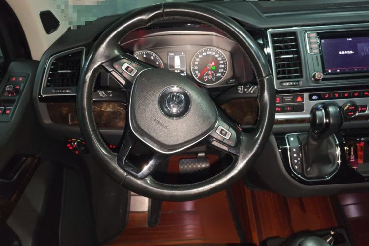 Used Volkswagen Multivan 2018 2.0 TSI 4x4 Prestige Edition 7-Seater