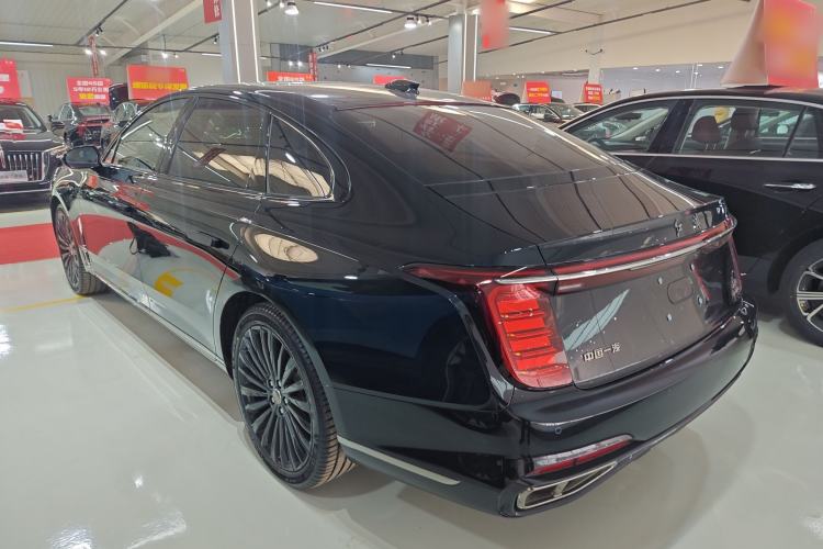Used Hongqi H9 2025 Model Facelifted 2.0T Two-Wheel Drive Flag-Style Private Enjoyment Fashion Edition, 5 Seats