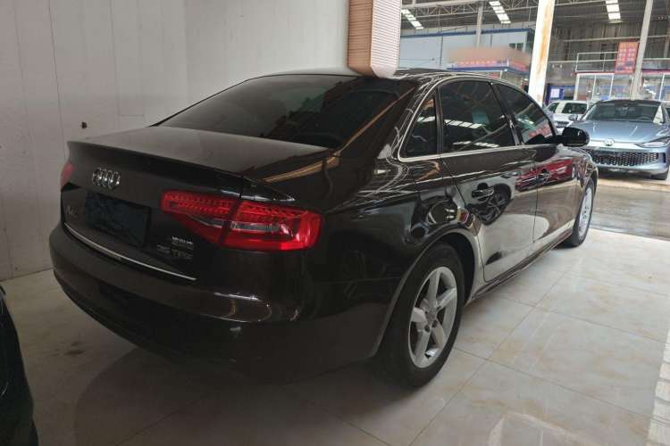 Used Audi A4L 2013 35 TFSI Automatic Comfort Model
