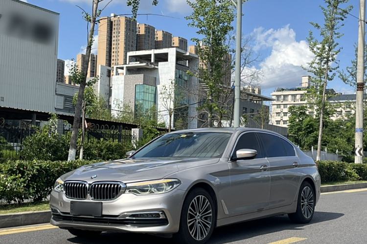 Used BMW 5 Series 2018 Facelifted 530Li Luxury Edition Premium Package
