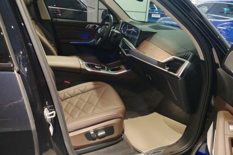 Used BMW X5 2023 xDrive 30Li Luxury M Sport Night Edition Package