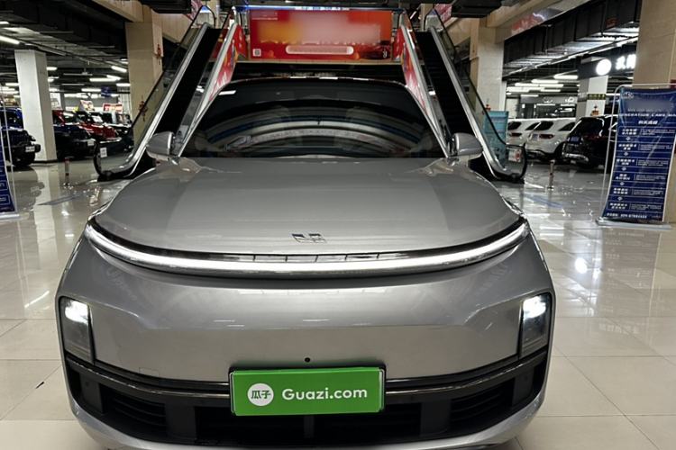 Used Li Auto L8 2024 PRO Model
