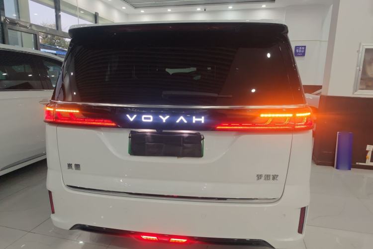 Used VOYAH Dream 2025 PHEV Four-Wheel Drive Prestige Kunpeng Edition