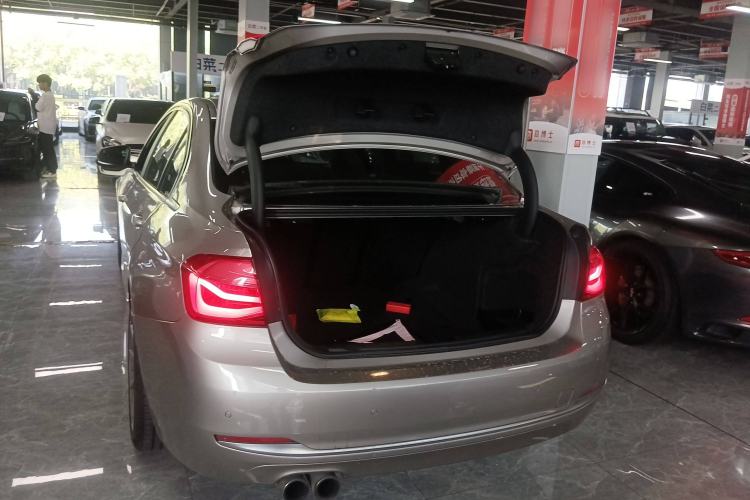 Used BMW 3 Series 2018 320Li Fashion Model
