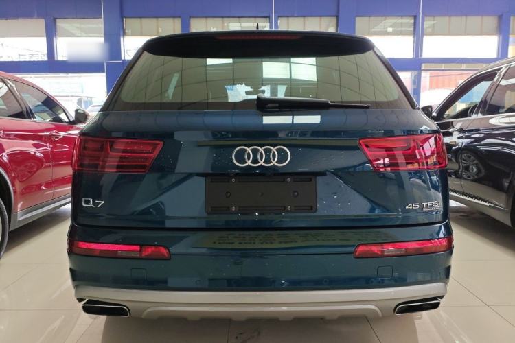Used Audi Q7 2018 40 TFSI Comfort Model