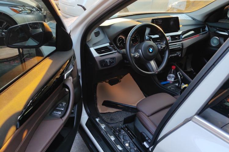 Used BMW X1 2022 sDrive25Li Leading Model
