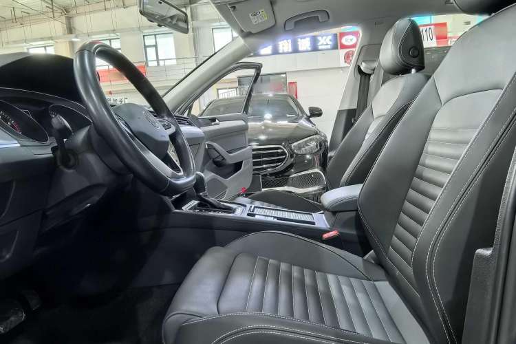 Used Volkswagen Magotan 2020 280TSI DSG Leading Edition
