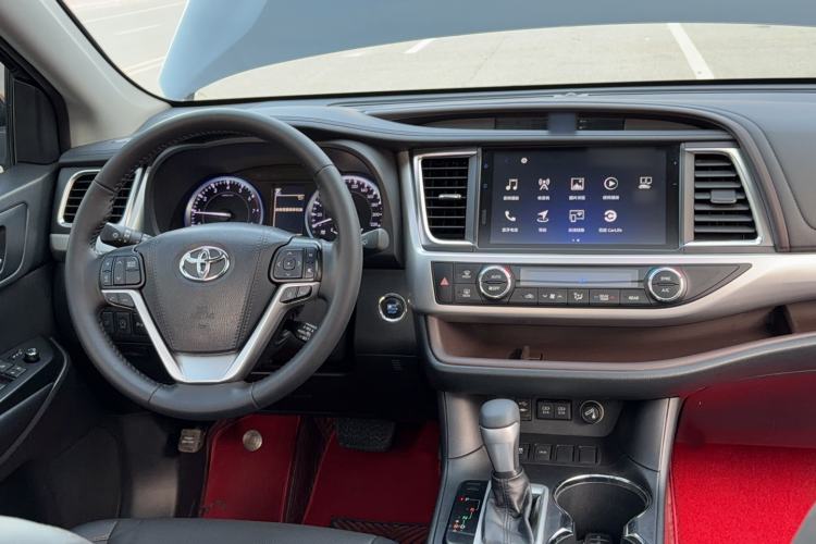 Used Toyota Highlander 2018 2.0T Two-Wheel Drive Prestige Version 7 Seats China V Emission Standard
