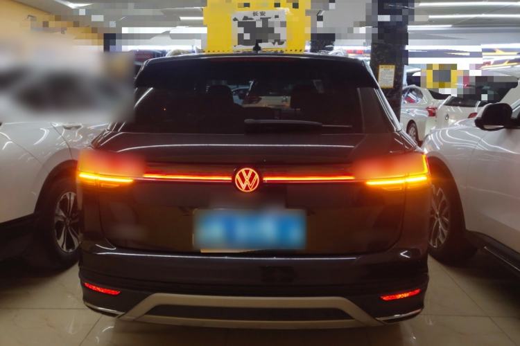 Used Volkswagen Tayron 2023 330TSI Two-Wheel-Drive Luxury Plus Advanced Version
