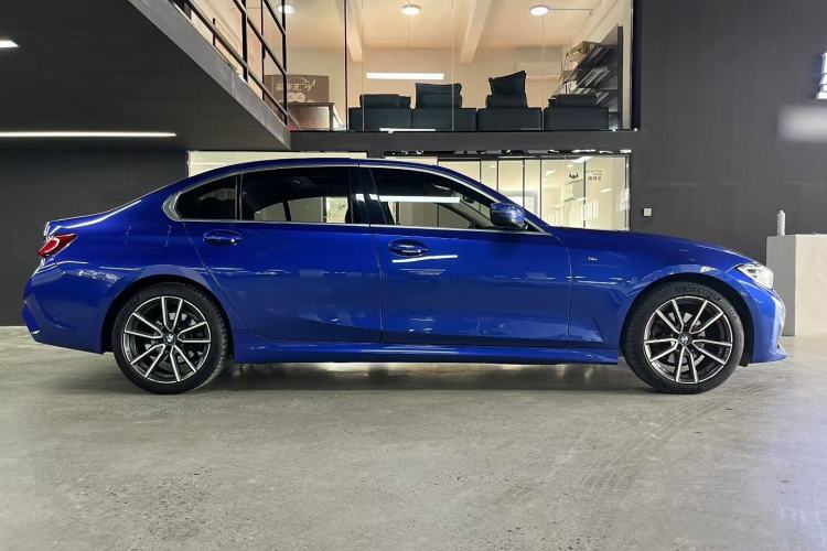 Used BMW 3 Series 2021 Restyled 325Li M Sport Package
