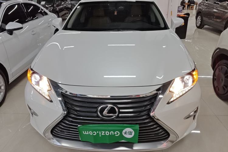 Used Lexus ES 2015 200 Elite Edition
