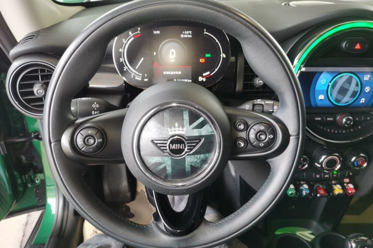 Used MINI MINI 2021 1.5T COOPER Classic Edition
