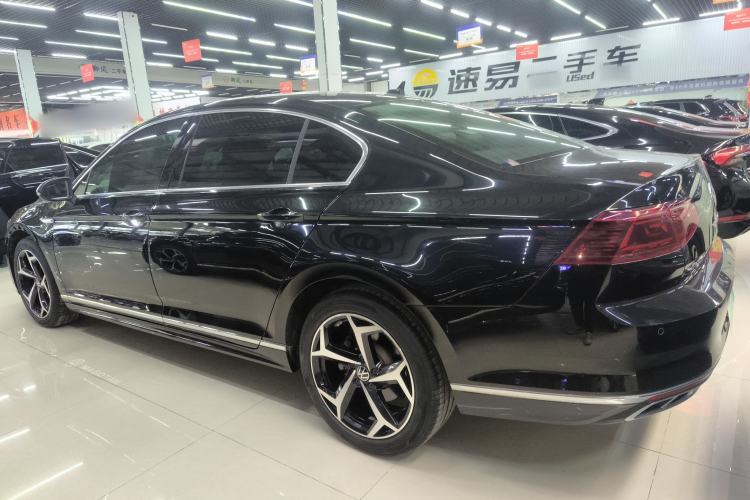 Used Volkswagen Magotan 2023 2 Million Units Commemorative Edition 330TSI DSG Luxury Version