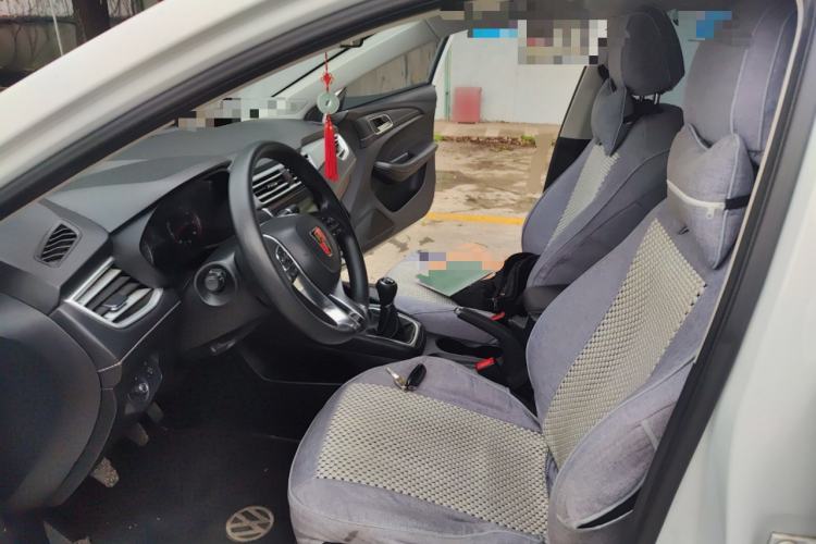 Used Roewe i5 2020 1.5L Manual 4G Connect Luxury Edition
