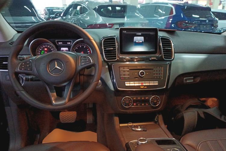 Used Mercedes-Benz GLE 2015 GLE 320 4MATIC
