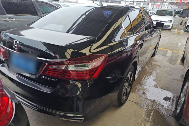 Used Honda Accord 2016 2.0L Comfort Edition
