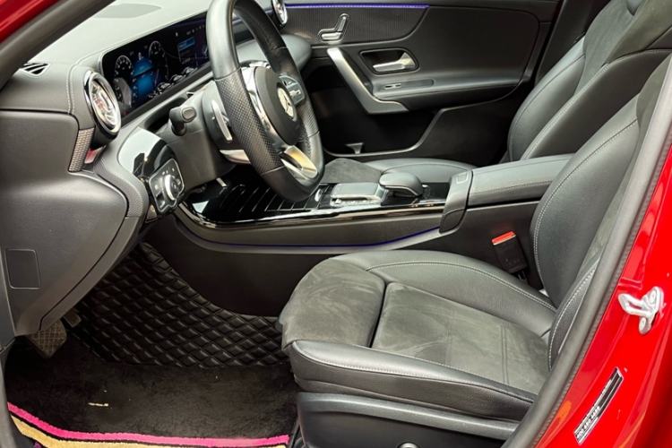 Used Mercedes-Benz A-Class 2020 Restyled A 200 L Sport Sedan Fashion Version
