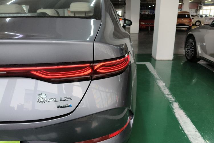 Used BYD Qin PLUS 2025 EV Smart Drive Edition 420KM Leading Model