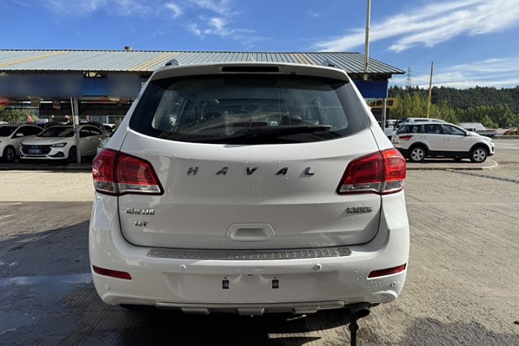 Used Haval H6 2015 Upgraded Model 1.5T Manual Two-Wheel Drive Elite Version
